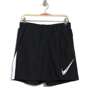 7" Running Shorts
NIKE
